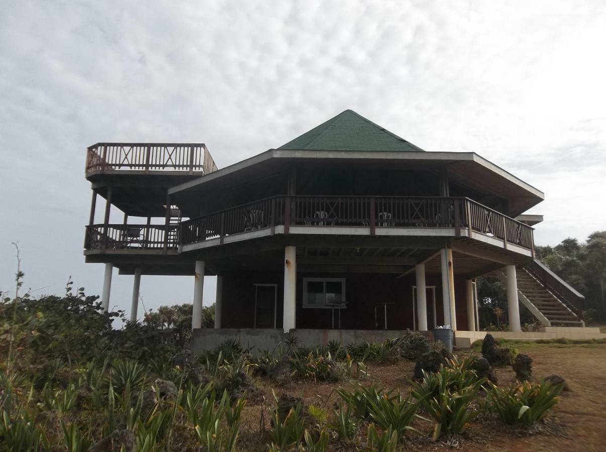 Fosters West Bay Resort Exterior photo